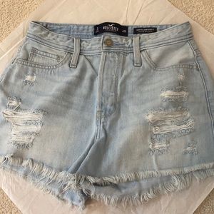 Hollister Short